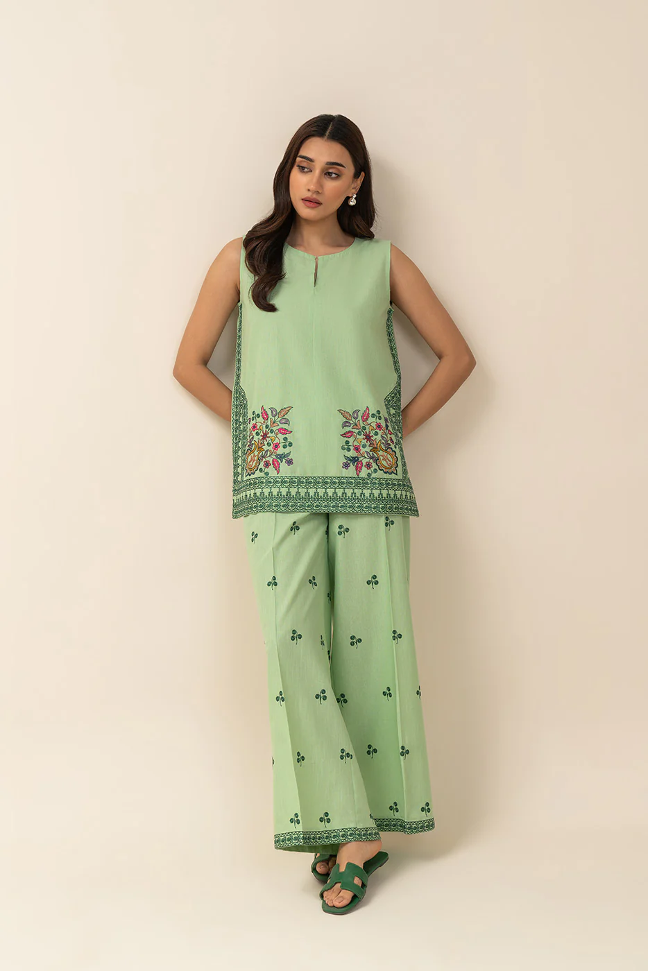 2 PIECE EMBROIDERED SLUB LAWN SUIT (FUSION) - Image 3