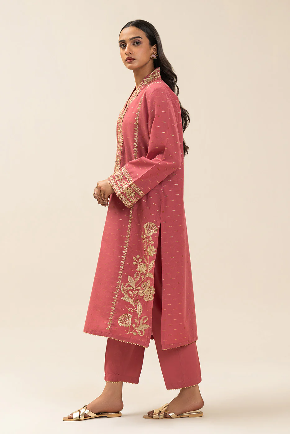2 PIECE EMBROIDERED ZARI JACQUARD SUIT (PRET) - Image 3