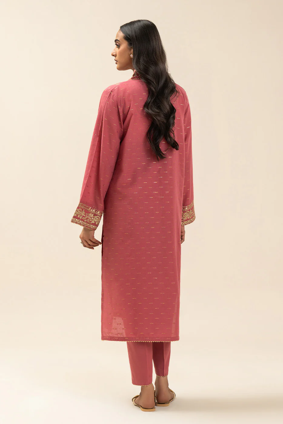 2 PIECE EMBROIDERED ZARI JACQUARD SUIT (PRET) - Image 4