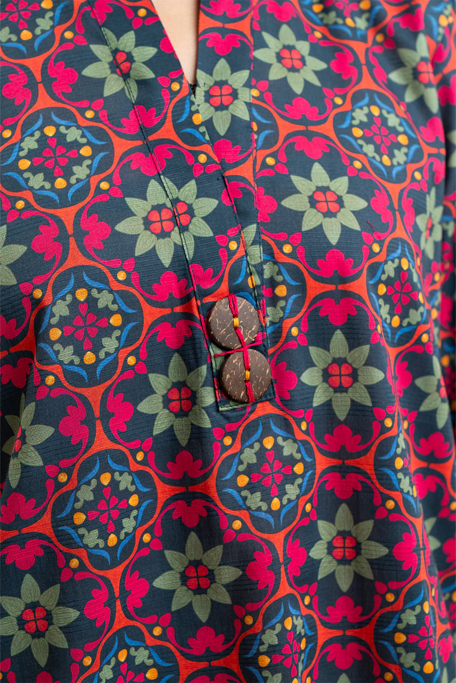 2 PIECE PRINTED DORIA LAWN SUIT (PRET) - Image 5