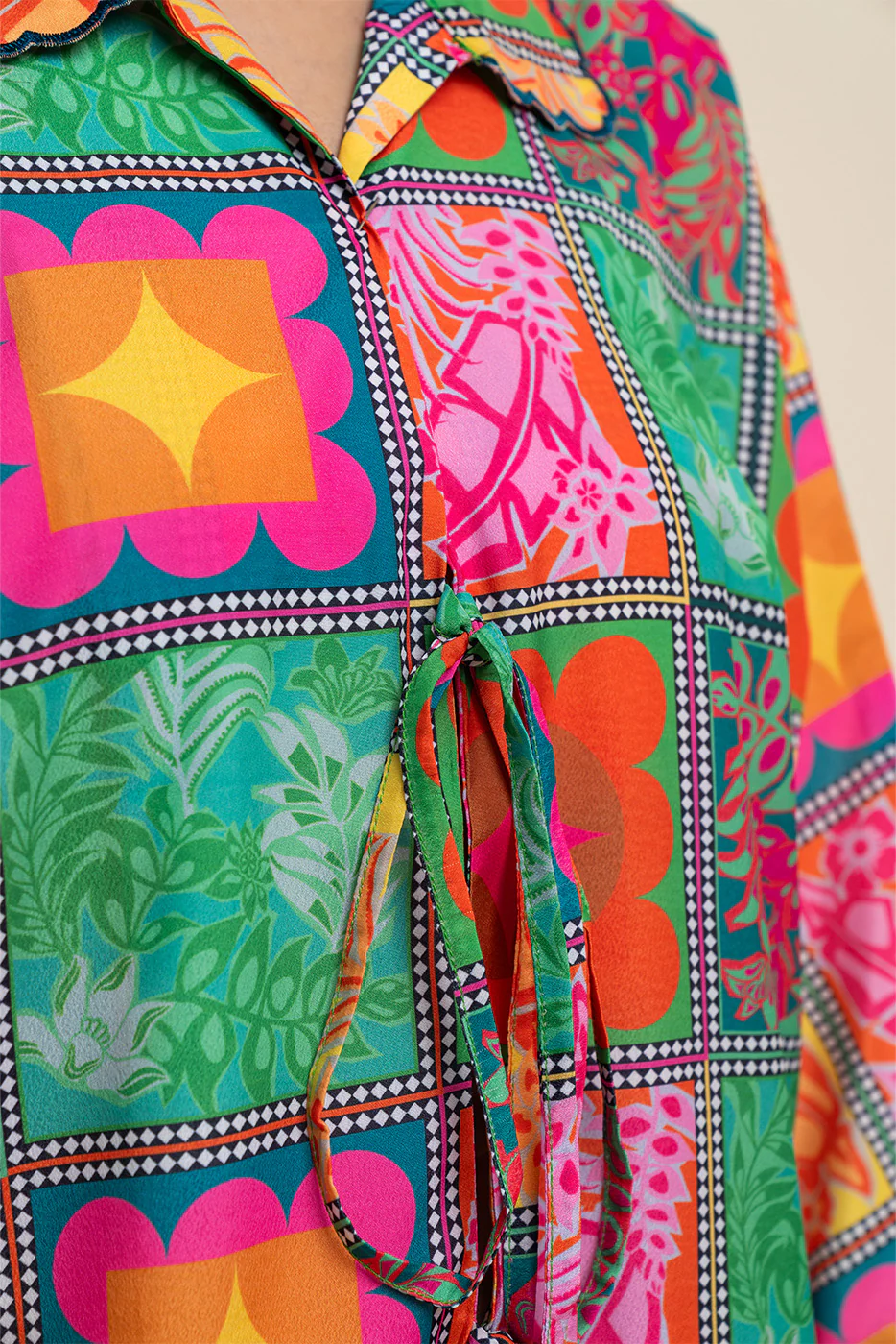 2 PIECE PRINTED SILK SUIT (PRET) - Image 5