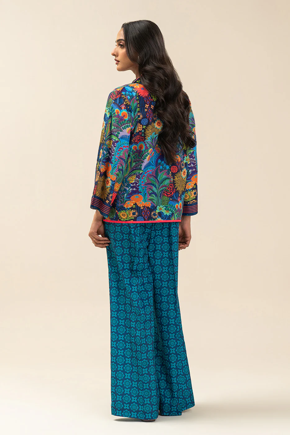 2 PIECE PRINTED SILK SUIT (FUSION) - Image 4