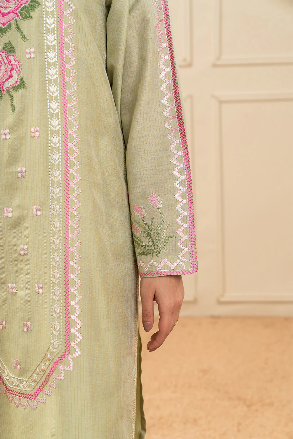 3 PIECE EMBROIDERED MISSOURI SUIT (PRET) - Image 6
