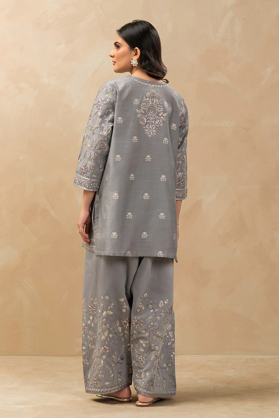2 PIECE EMBROIDERED ZARI JACQUARD SUIT (LUXURY PRET) - Image 6