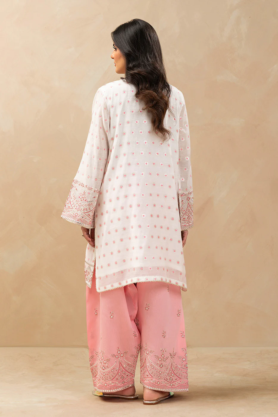 2 PIECE EMBROIDERED ZARI JACQUARD SUIT (LUXURY PRET) - Image 7