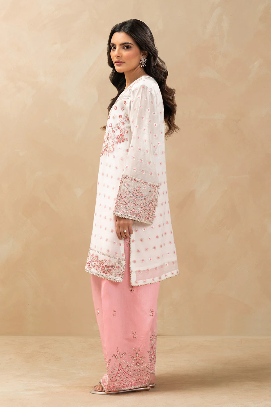 2 PIECE EMBROIDERED ZARI JACQUARD SUIT (LUXURY PRET) - Image 8