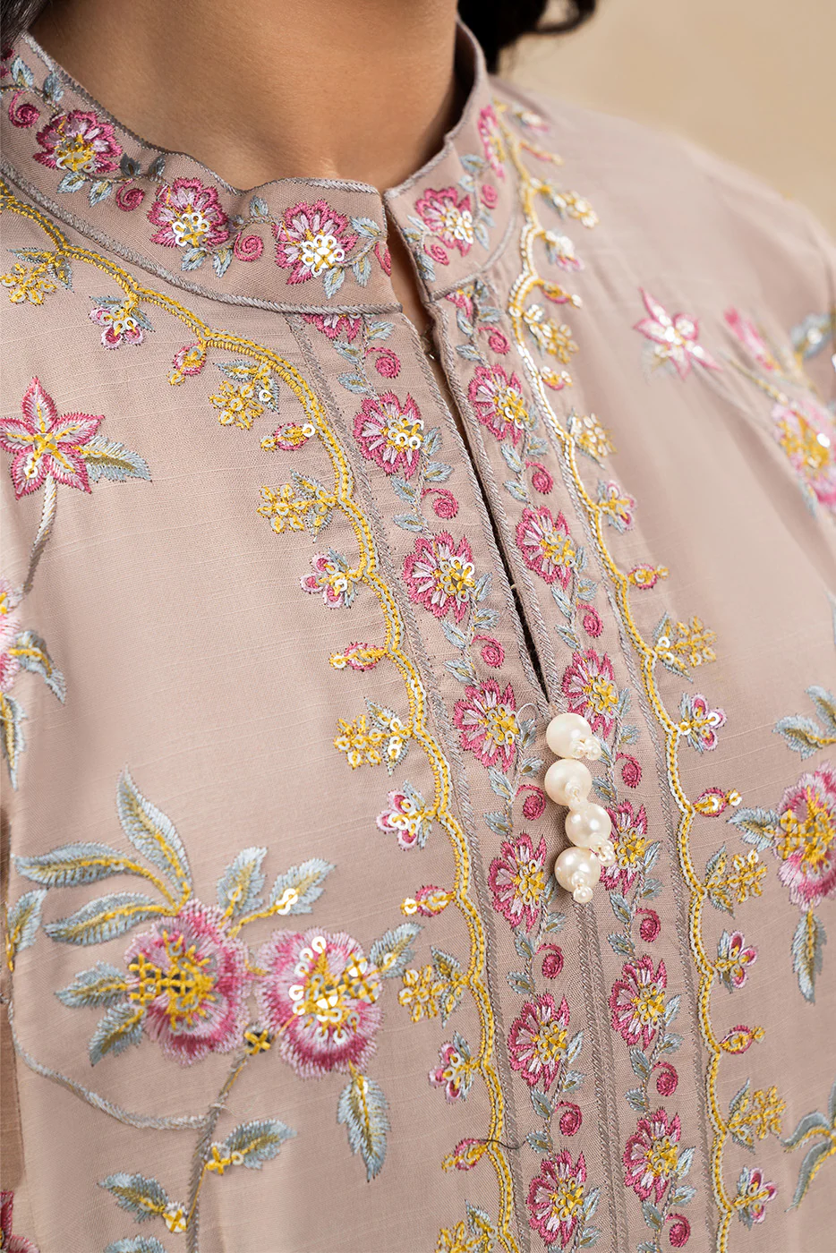 3 PIECE EMBROIDERED RAW SILK SUIT (LUXURY-PRET) - Image 4