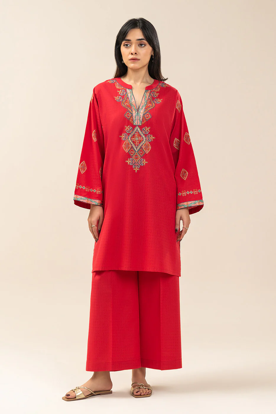 2 PIECE EMBROIDERED DOBBY SUIT (PRET) - Image 2