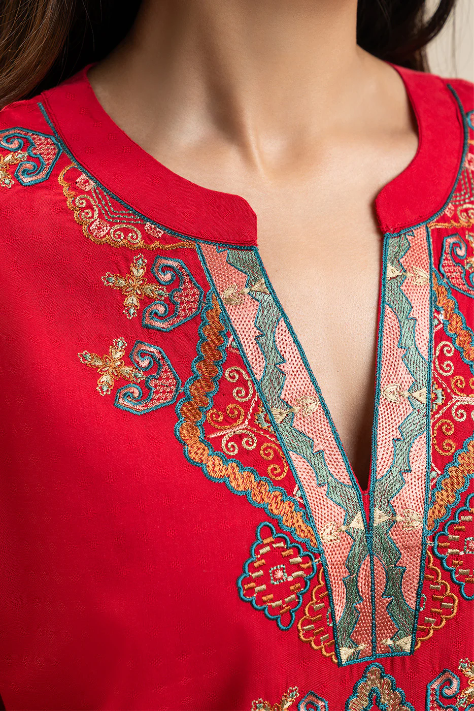 2 PIECE EMBROIDERED DOBBY SUIT (PRET) - Image 5