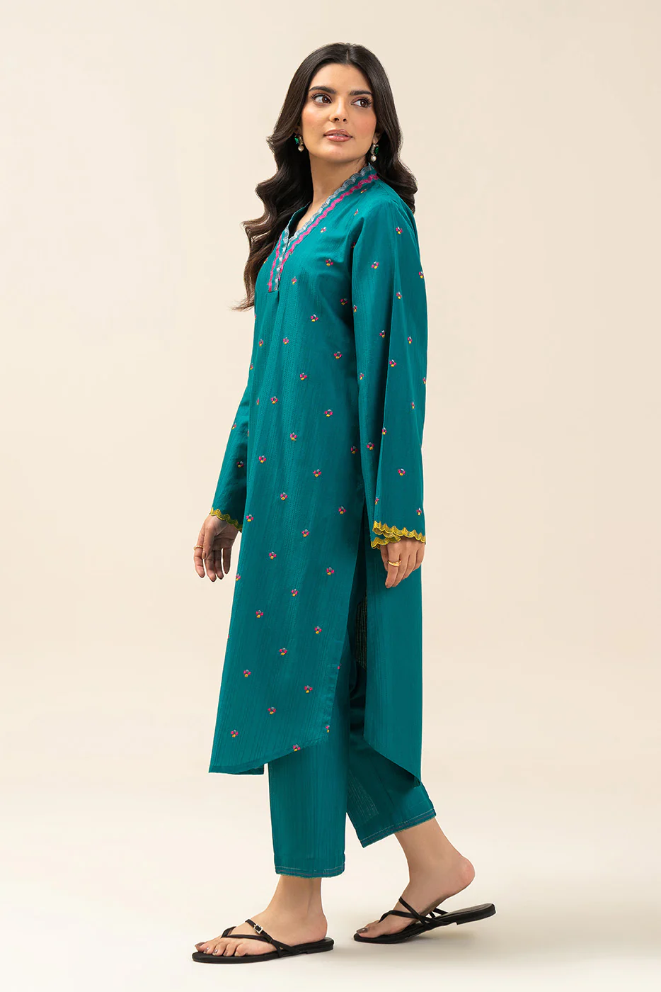 2 PIECE EMBROIDERED DORIA DOBBY SUIT (PRET) - Image 4