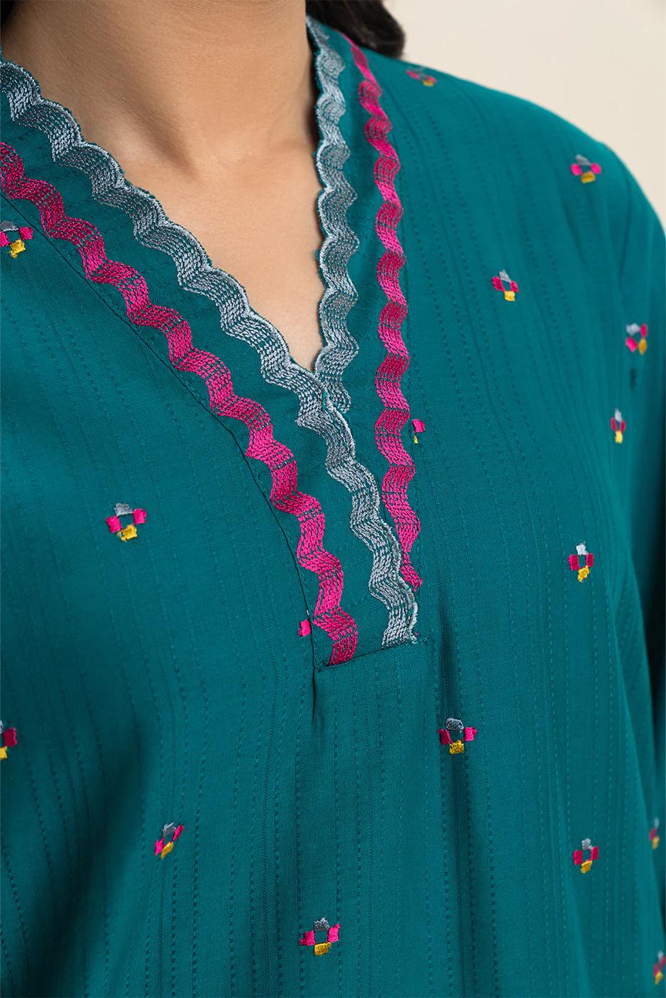 2 PIECE EMBROIDERED DORIA DOBBY SUIT (PRET) - Image 5
