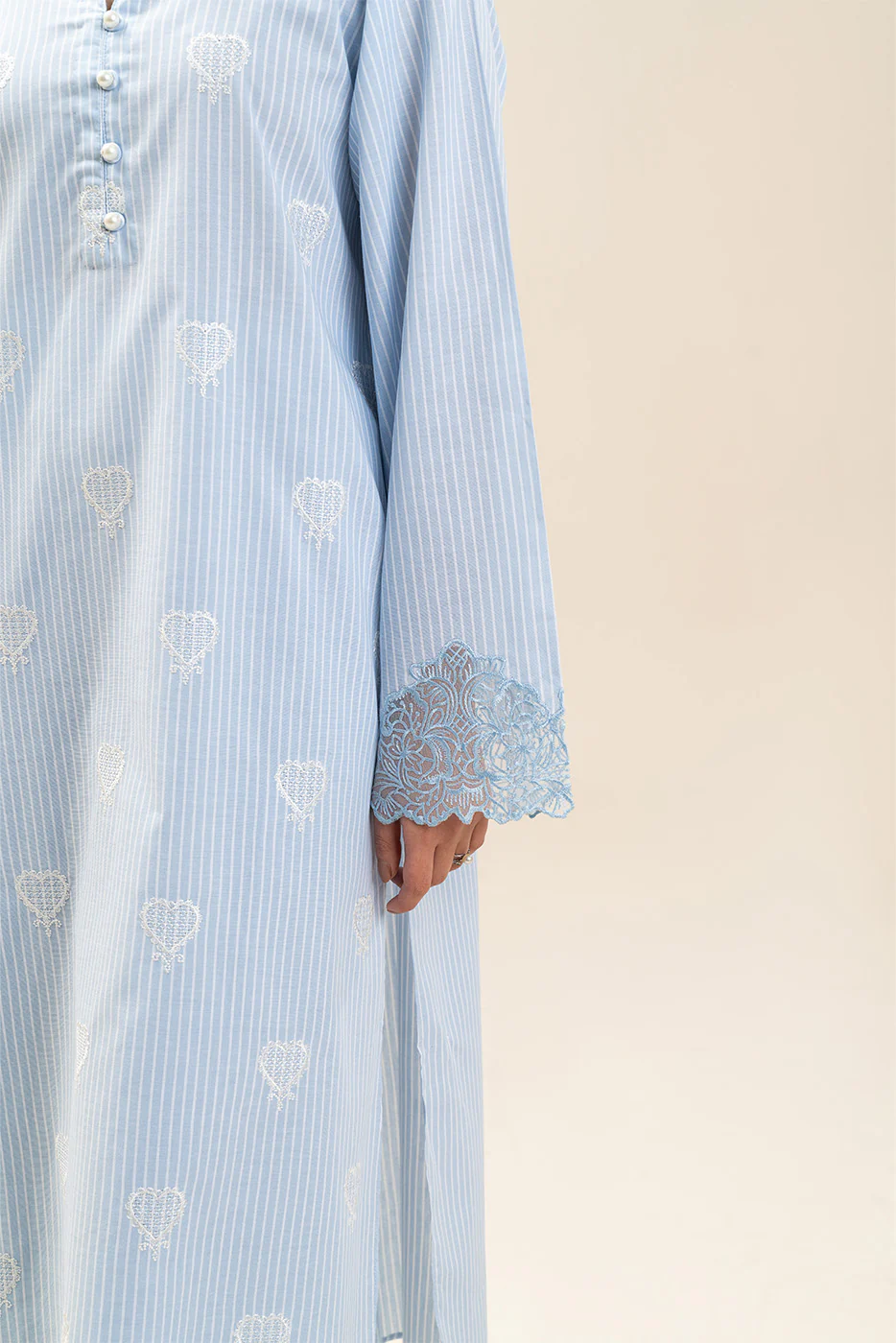 2 PIECE EMBROIDERED YARN DYED SUIT (PRET) - Image 7