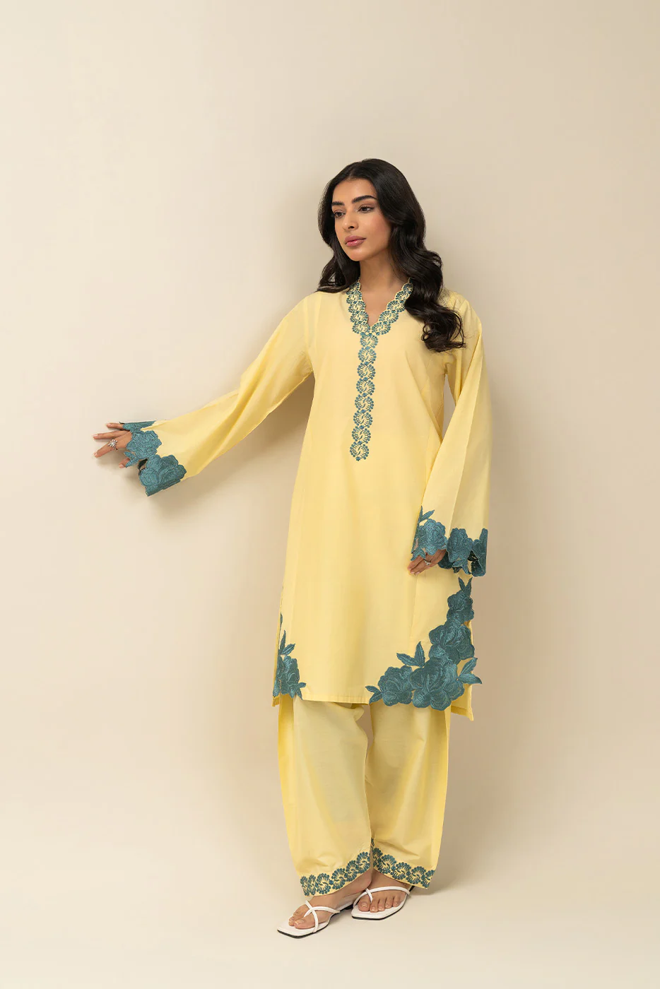 2 PIECE EMBROIDERED LAWN SUIT (PRET)