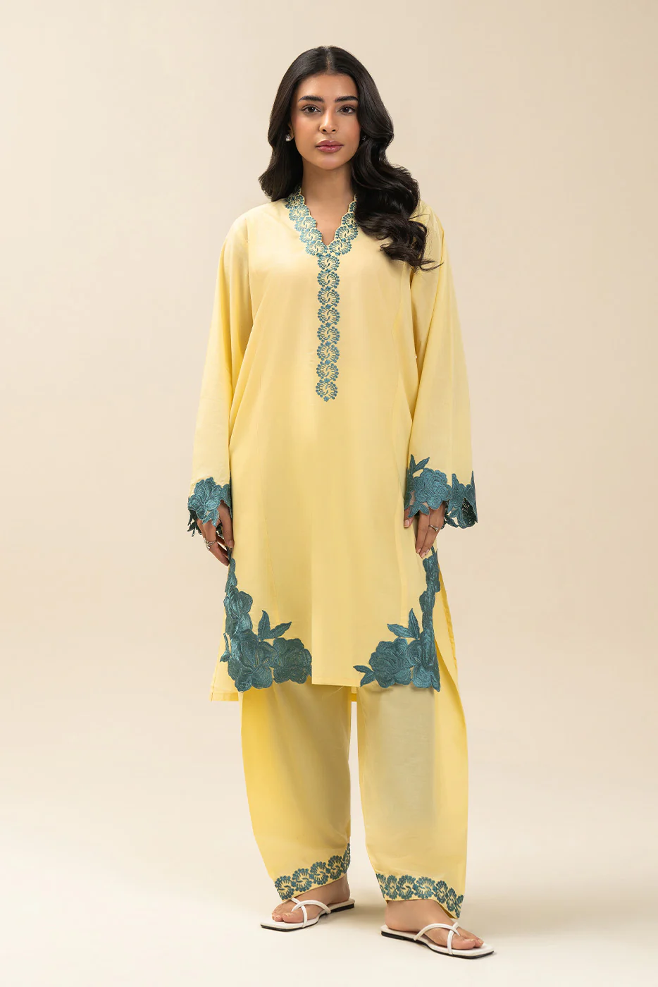2 PIECE EMBROIDERED LAWN SUIT (PRET) - Image 2