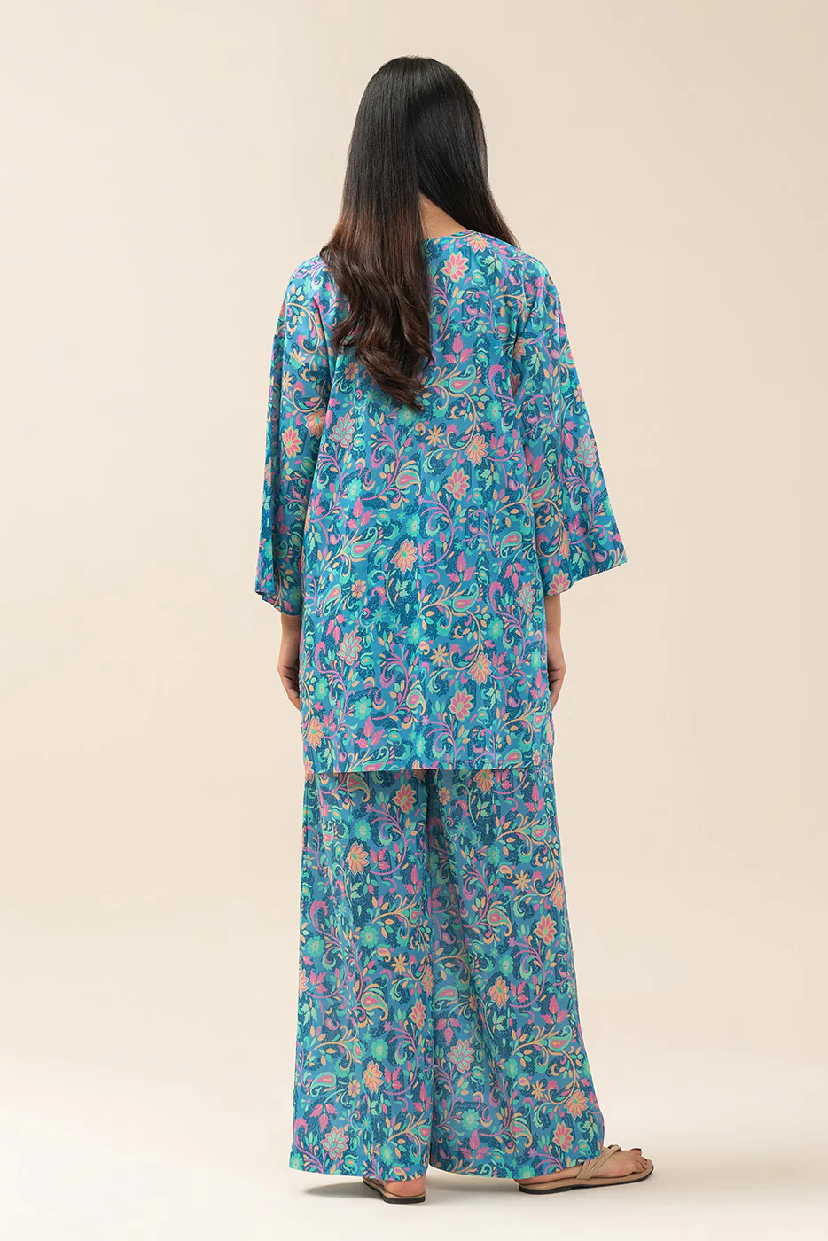 2 PIECE PRINTED LAWN SUIT (PRET) - Image 3