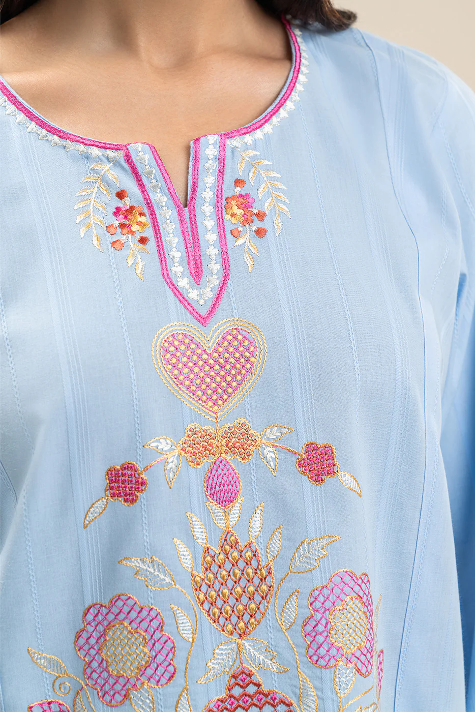 EMBROIDERED DOBBY BLOUSE (FUSION) - Image 5
