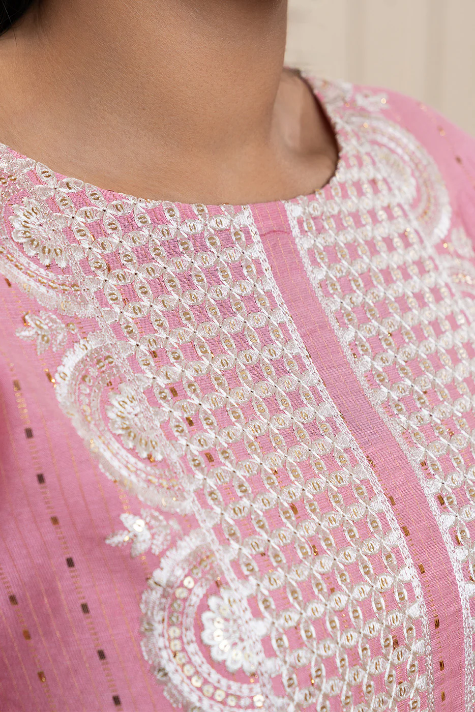 2 PIECE EMBROIDERED TWO TONE ZARI SUIT (HIGH CASUAL) - Image 5