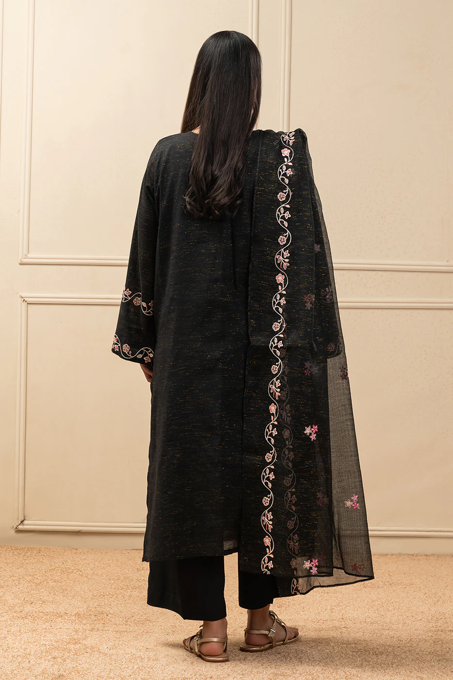 3 PIECE EMBROIDERED GOLD ZARI SUIT (PRET) - Image 6