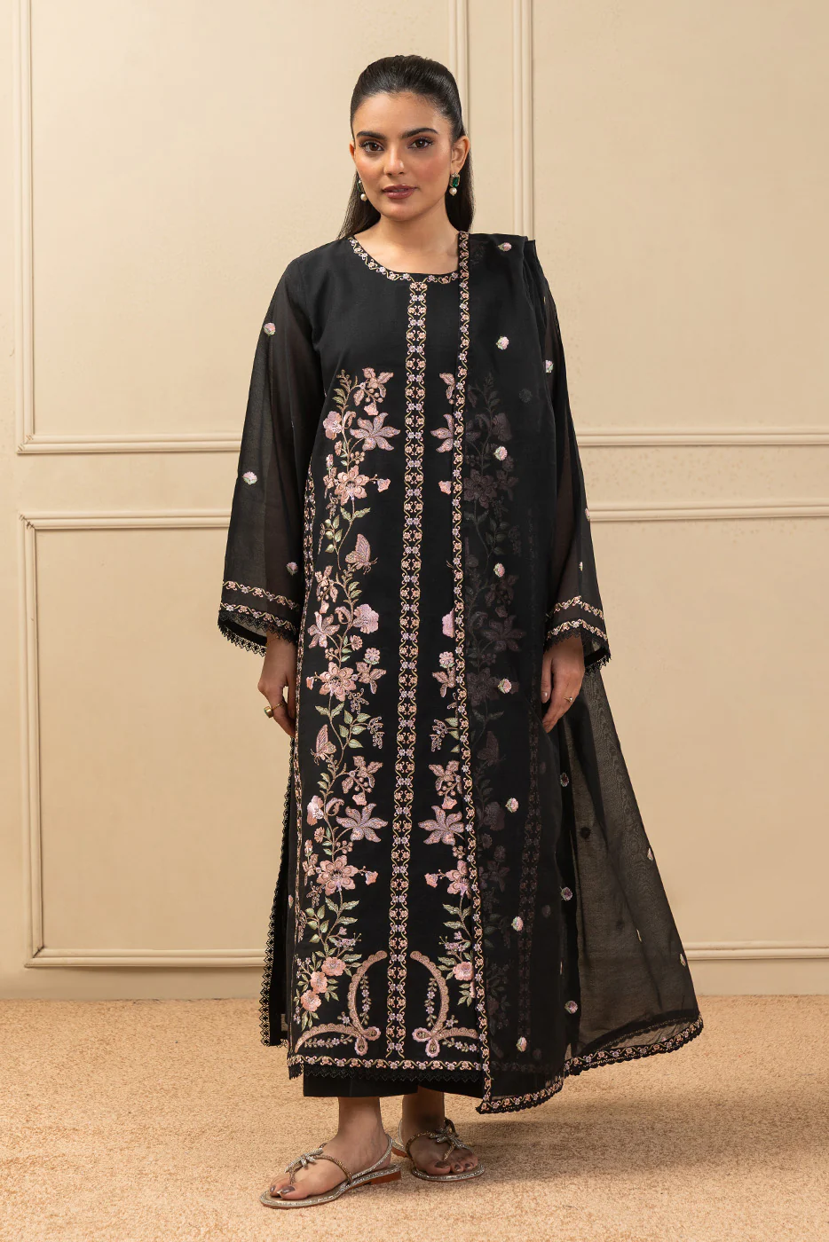 3 PIECE EMBROIDERED PAPER COTTON SUIT (HIGH CASUAL) - Image 5