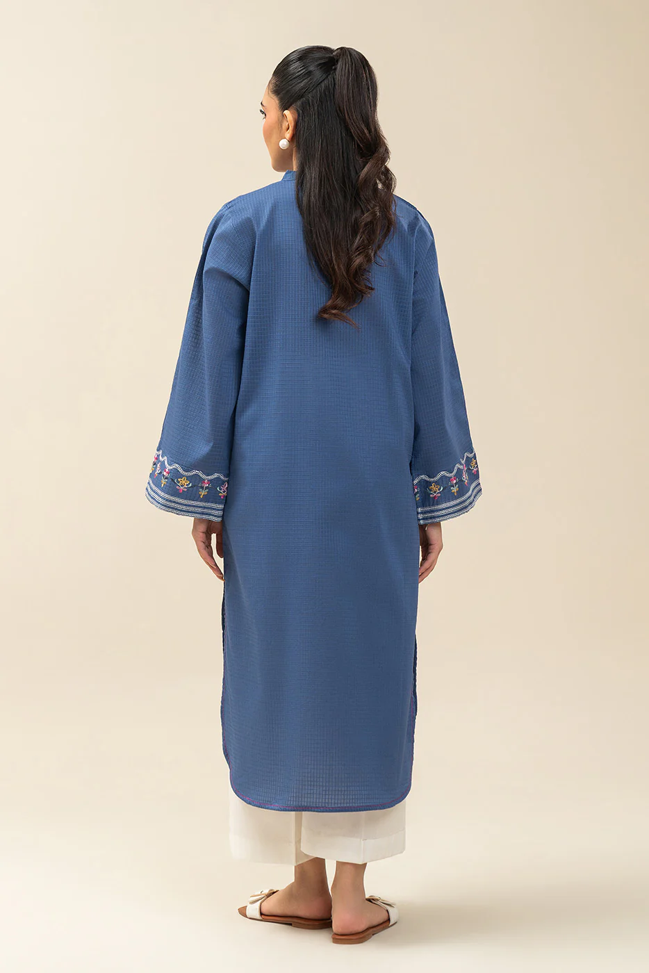 EMBROIDERED DORIA SHIRT (PRET) - Image 5