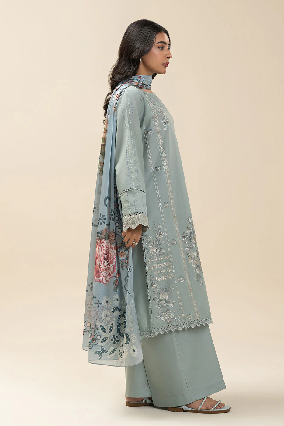 2 PIECE EMBROIDERED LAWN SUIT-ANCIENT WATERS (UNSTITCHED) - Image 3