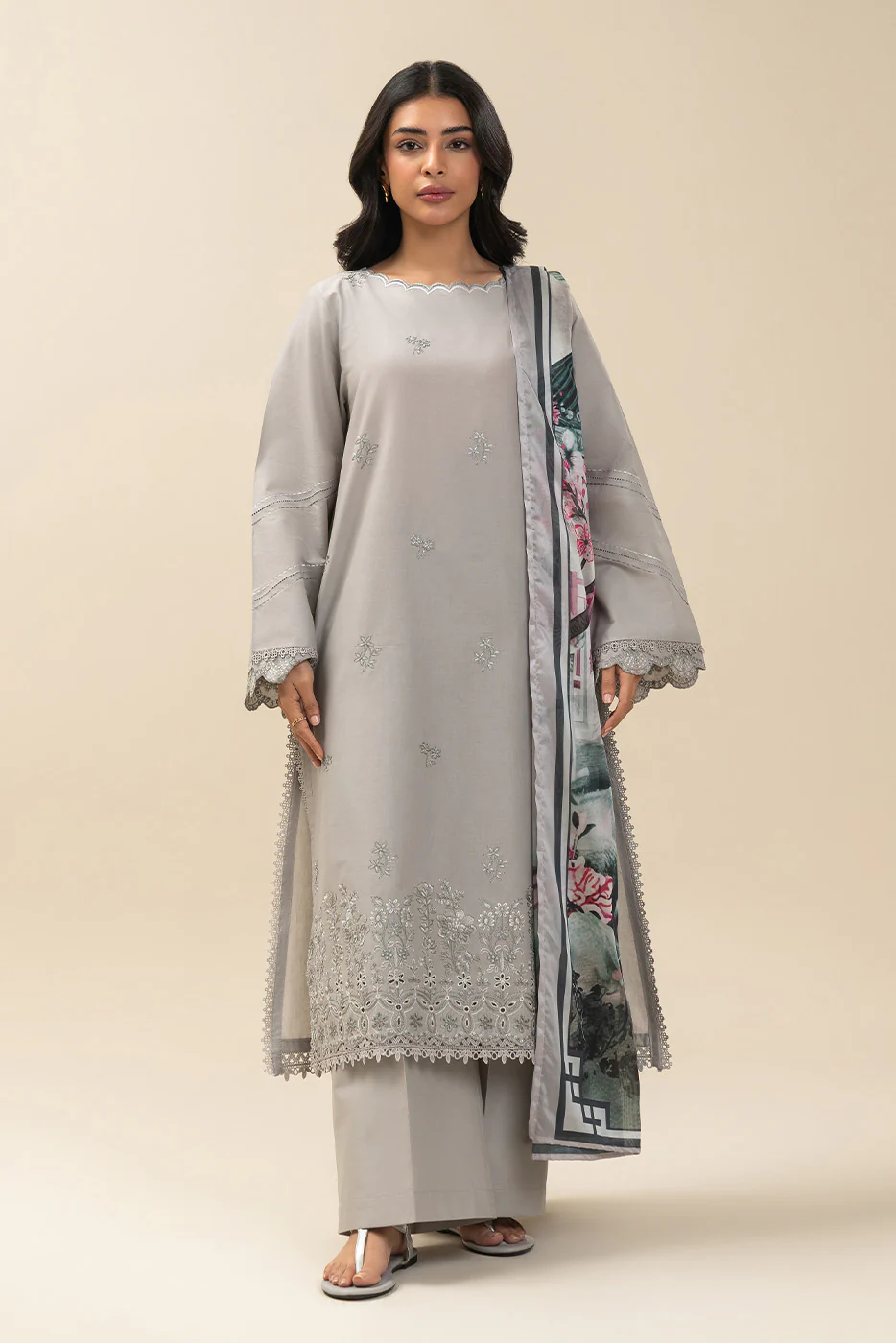2 PIECE EMBROIDERED LAWN SUIT-ETHEREAL VISTA (UNSTITCHED) - Image 2