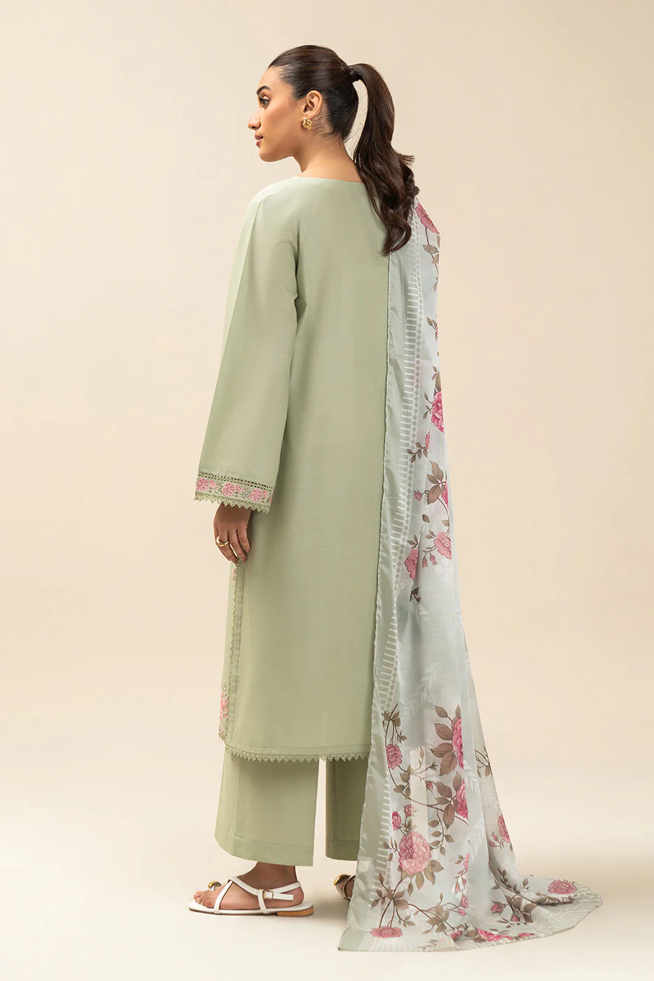 2 PIECE EMBROIDERED LAWN SUIT-FLORAL MELODY (UNSTITCHED) - Image 4