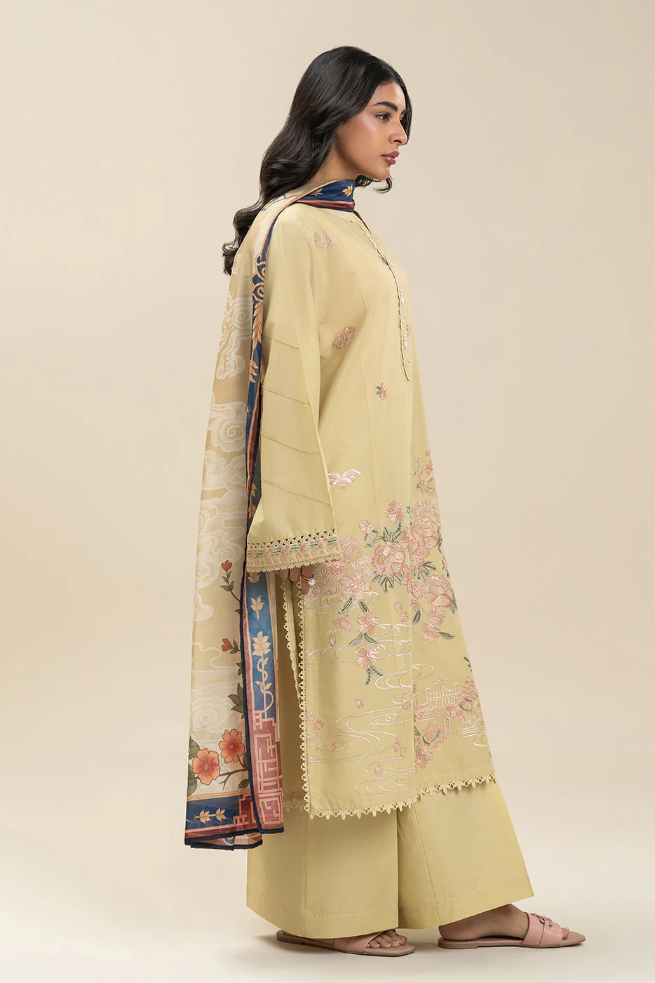 2 PIECE EMBROIDERED LAWN SUIT-VALLEY OF ROSE (UNSTITCHED) - Image 3