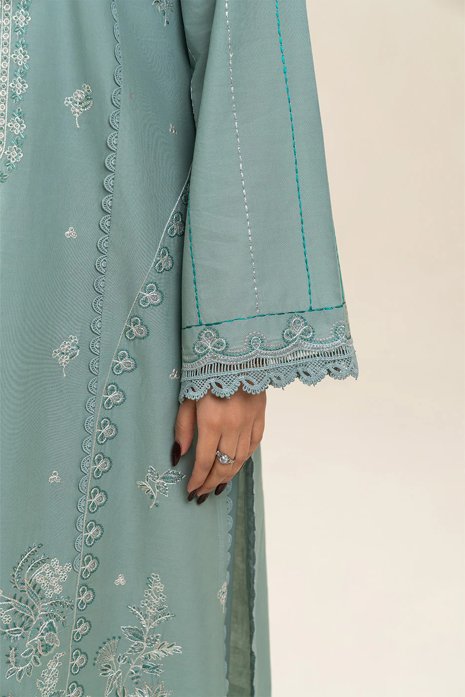3 PIECE EMBROIDERED LAWN SUIT-FROSTY GLOW (UNSTITCHED) - Image 6