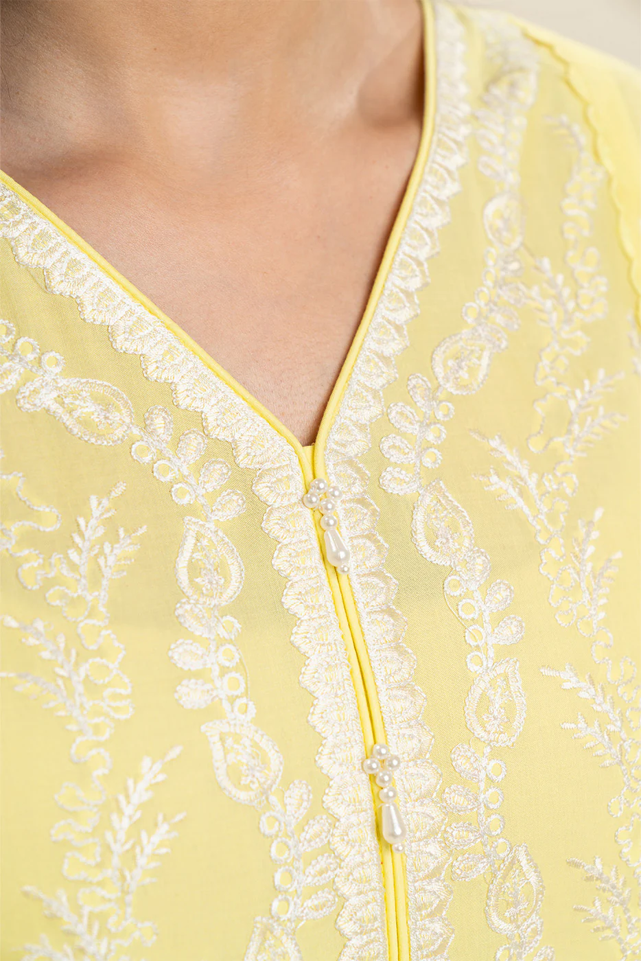 3 PIECE EMBROIDERED LAWN SUIT-LEMON SAGE (UNSTITCHED) - Image 2