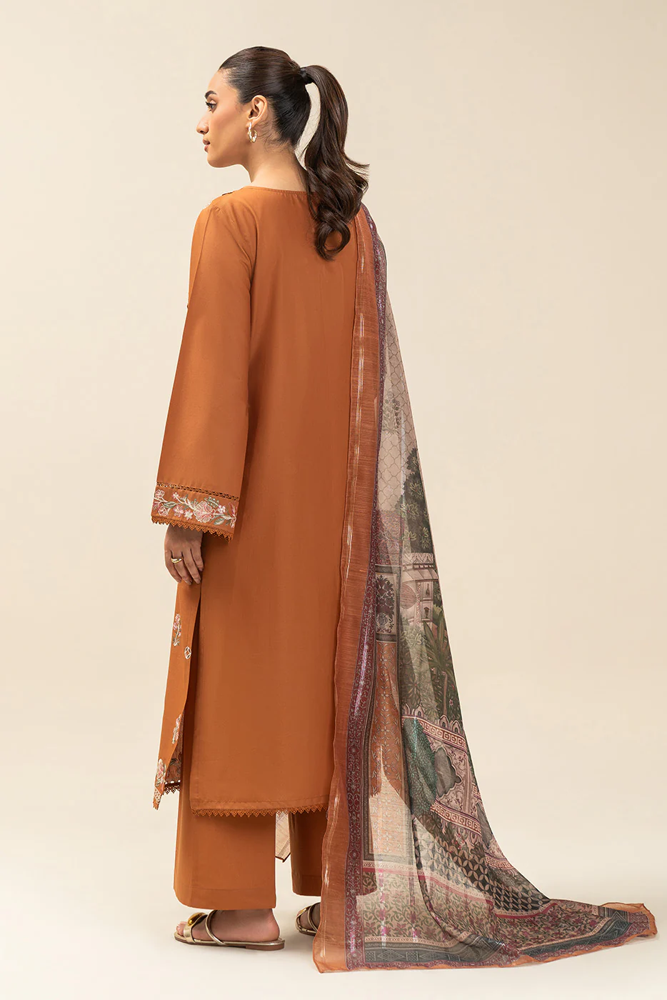 3 PIECE EMBROIDERED LAWN SUIT-CARMINE GLOW (UNSTITCHED) - Image 4