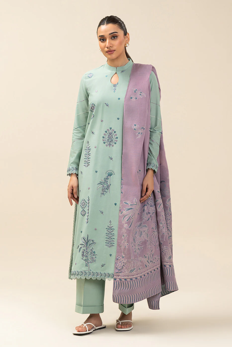 3 PIECE EMBROIDERED LAWN SUIT-SEAFOAM GREEN (UNSTITCHED) - Image 5