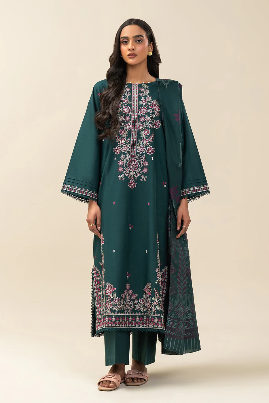 3 PIECE EMBROIDERED LAWN SUIT-GARLAND BLOOM (UNSTITCHED) - Image 2