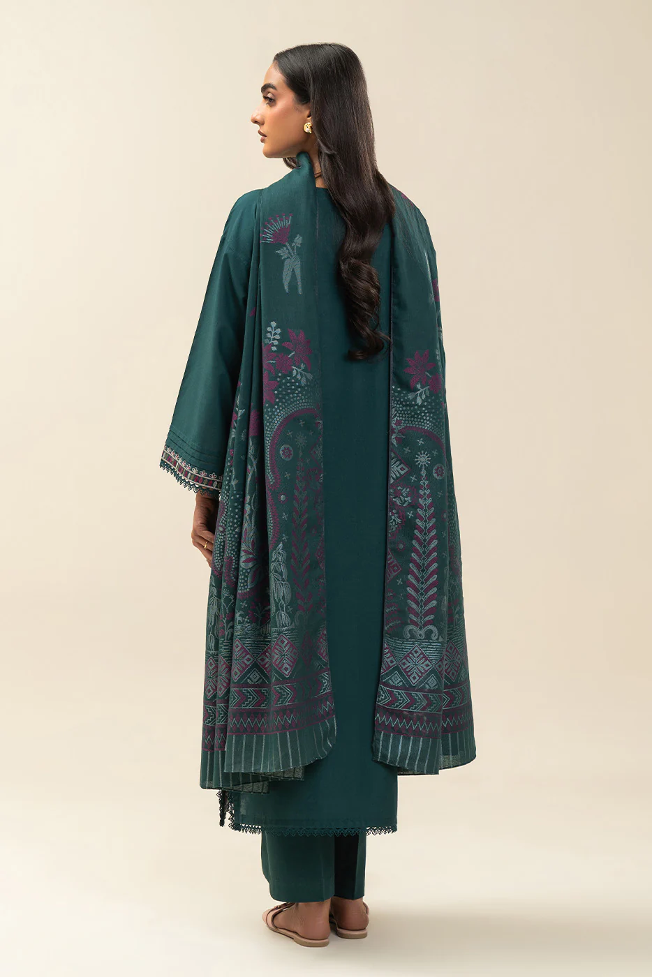 3 PIECE EMBROIDERED LAWN SUIT-GARLAND BLOOM (UNSTITCHED) - Image 3
