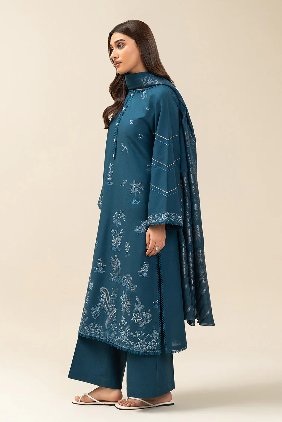 3 PIECE EMBROIDERED LAWN SUIT-IMPERIAL SEA (UNSTITCHED) - Image 3