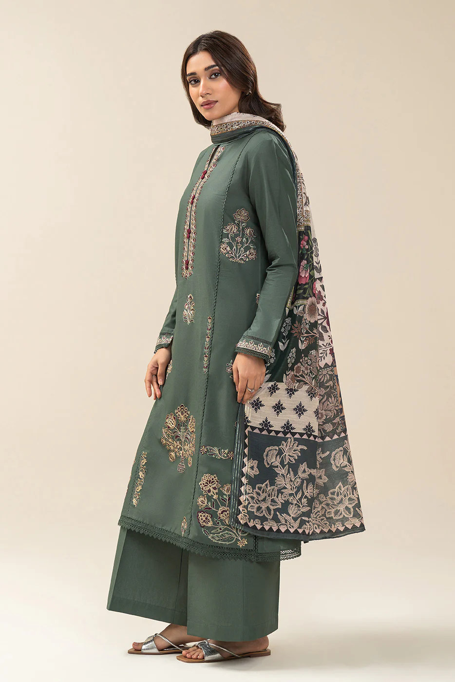 3 PIECE EMBROIDERED LAWN SUIT-MYSTIC TEAL SUIT - Image 2
