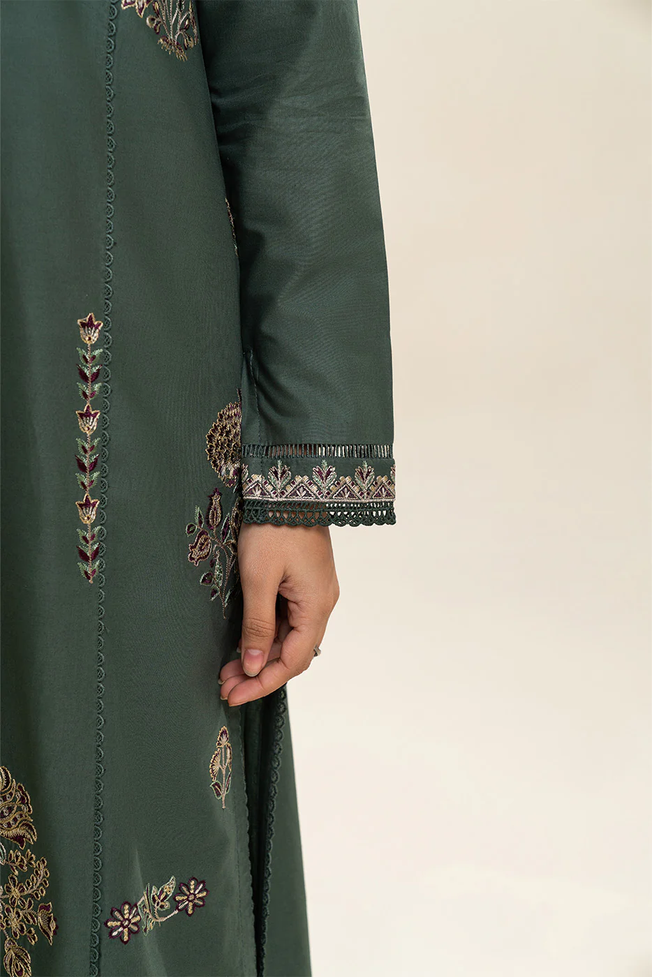 3 PIECE EMBROIDERED LAWN SUIT-MYSTIC TEAL SUIT - Image 4