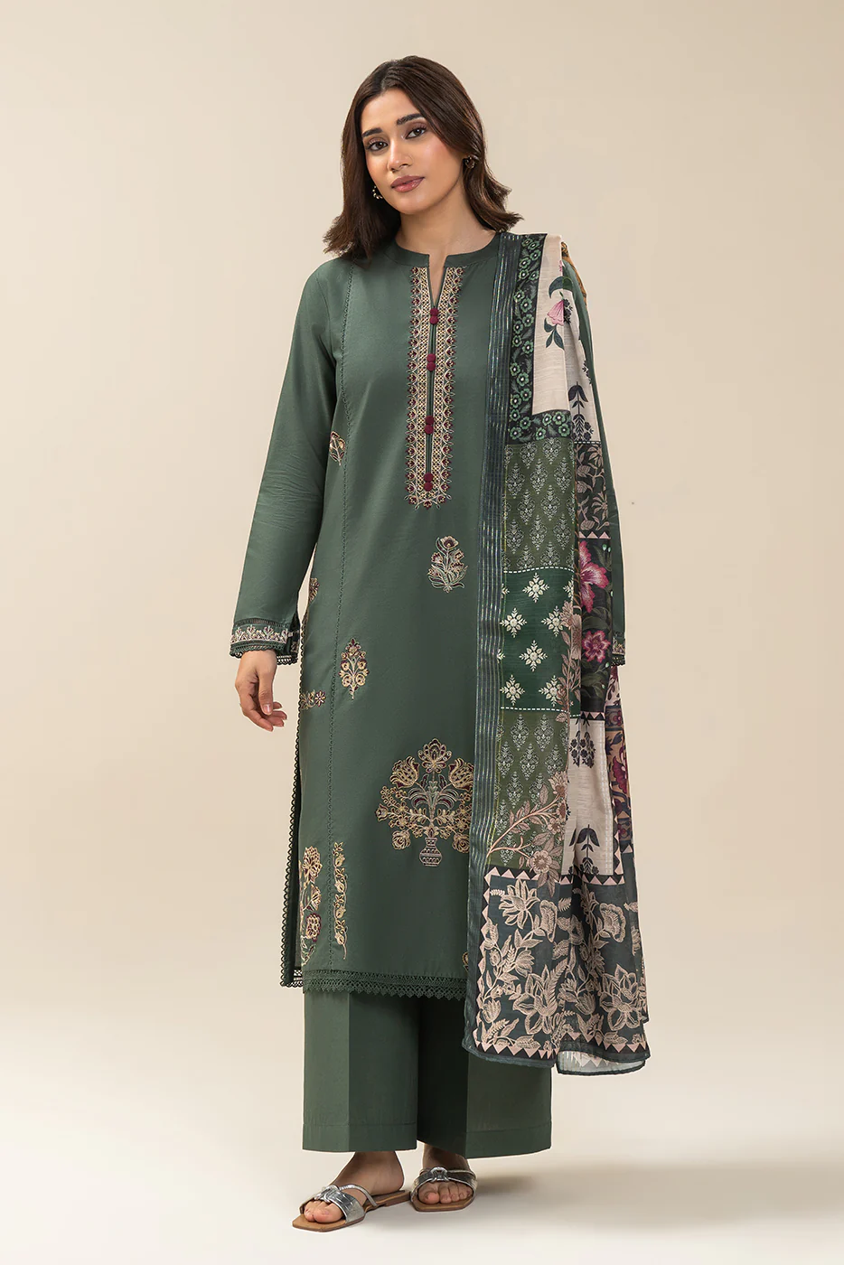 3 PIECE EMBROIDERED LAWN SUIT-MYSTIC TEAL SUIT - Image 5