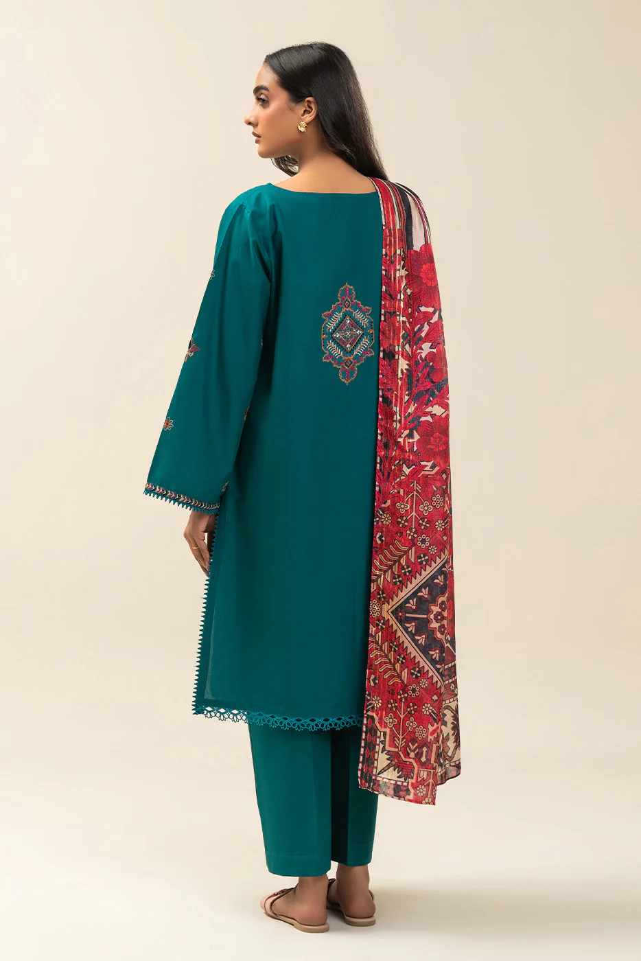 3 PIECE EMBROIDERED LAWN SUIT-TRIBAL CAMELLIA (UNSTITCHED) - Image 3