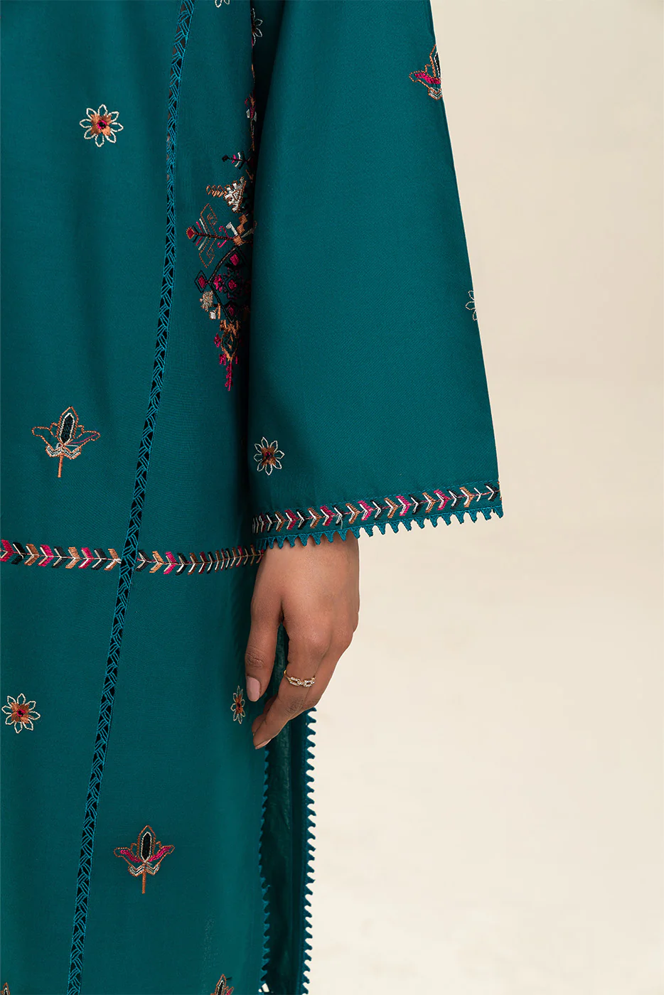 3 PIECE EMBROIDERED LAWN SUIT-TRIBAL CAMELLIA (UNSTITCHED) - Image 6