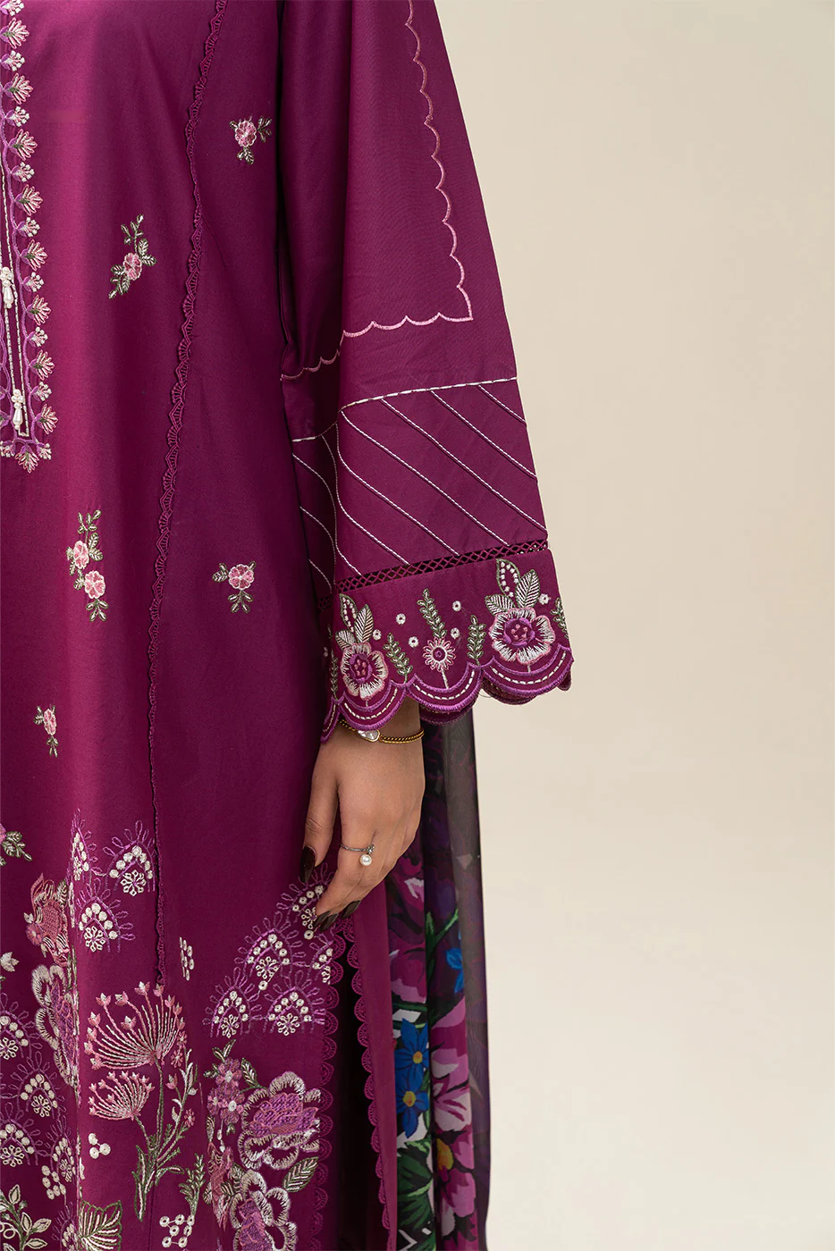 3 PIECE EMBROIDERED LAWN SUIT-CERISE DUSK (UNSTITCHED) - Image 6