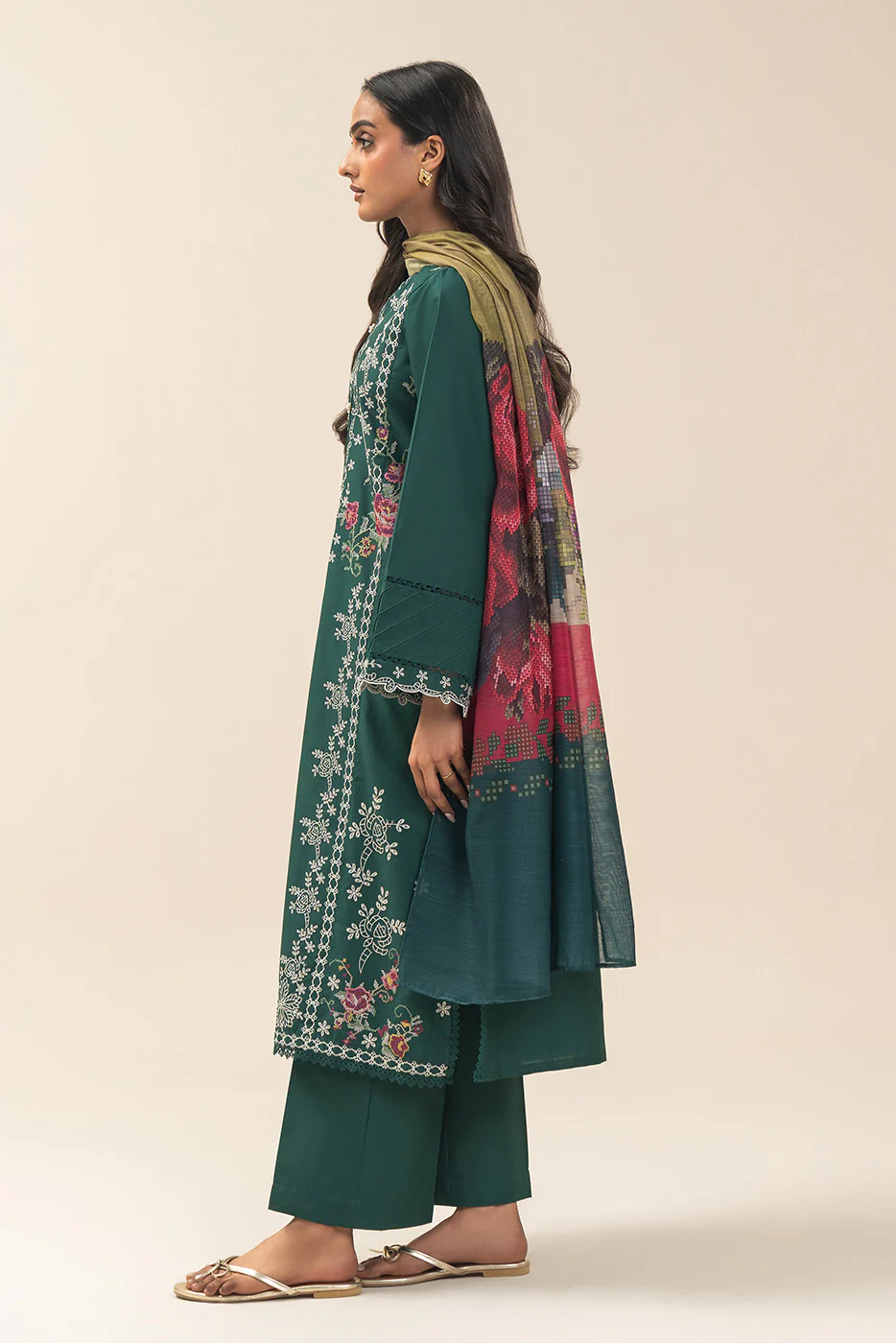 3 PIECE EMBROIDERED LAWN SUIT-GREEN AMBER (UNSTITCHED) - Image 4