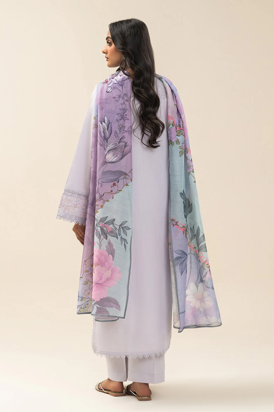 3 PIECE EMBROIDERED LAWN SUIT-AMETHYST ORCHID (UNSTITCHED) - Image 3
