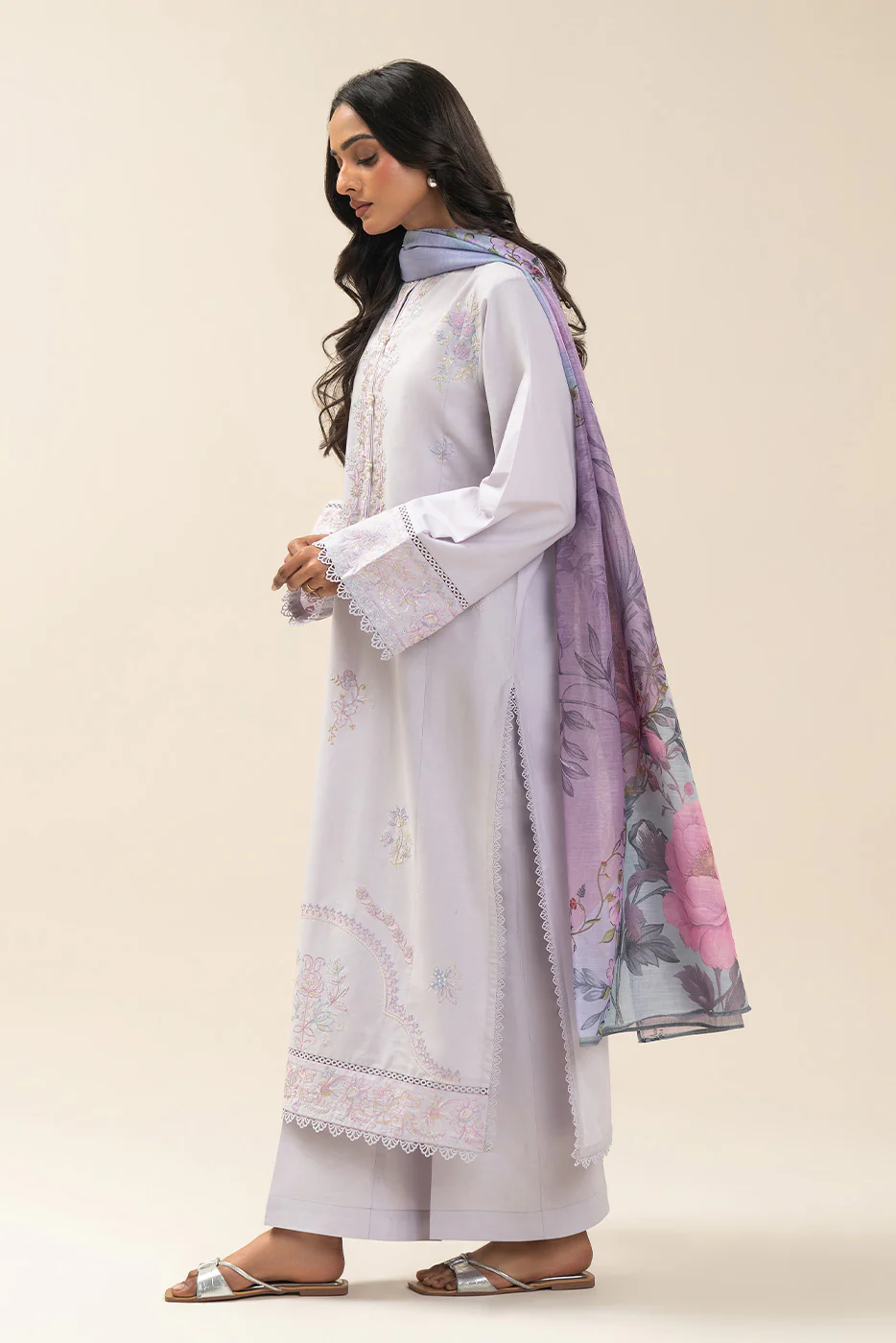 3 PIECE EMBROIDERED LAWN SUIT-AMETHYST ORCHID (UNSTITCHED) - Image 4