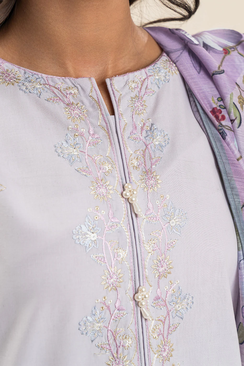 3 PIECE EMBROIDERED LAWN SUIT-AMETHYST ORCHID (UNSTITCHED) - Image 5