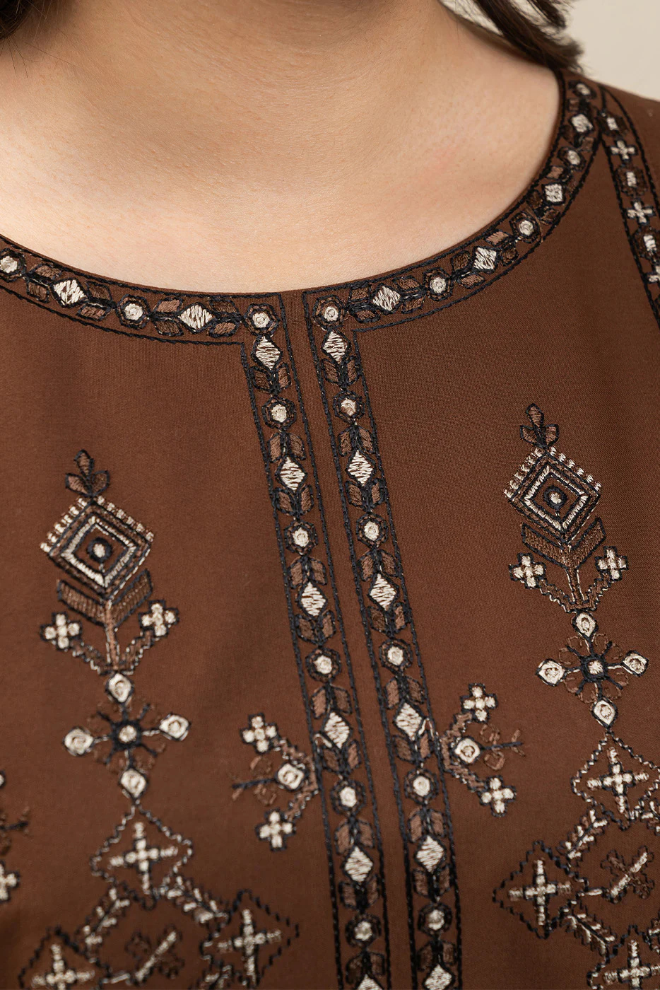 3 PIECE EMBROIDERED LAWN SUIT-MAHOGANY TRIBE (UNSTITCHED) - Image 5