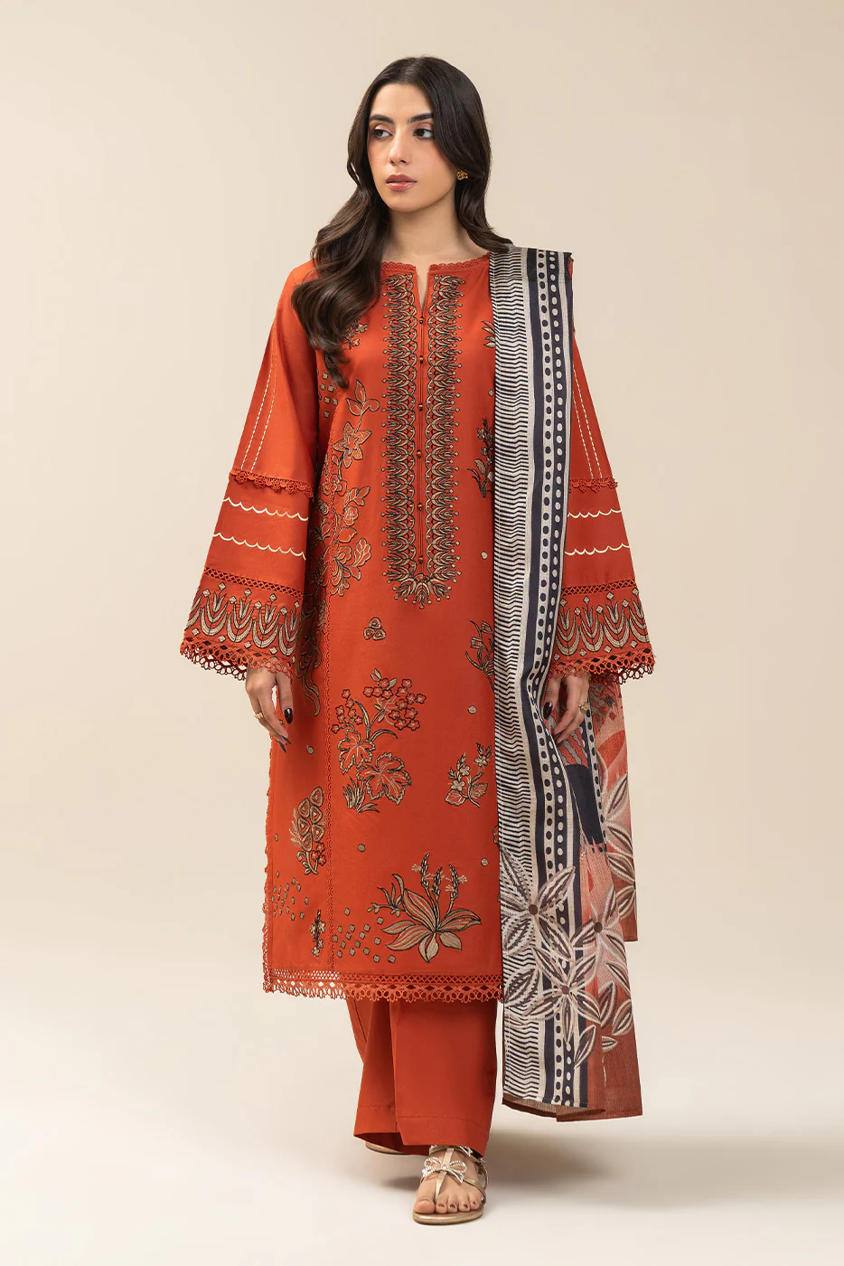 3 PIECE EMBROIDERED LAWN SUIT-CRIMSON MUSE (UNSTITCHED) - Image 2