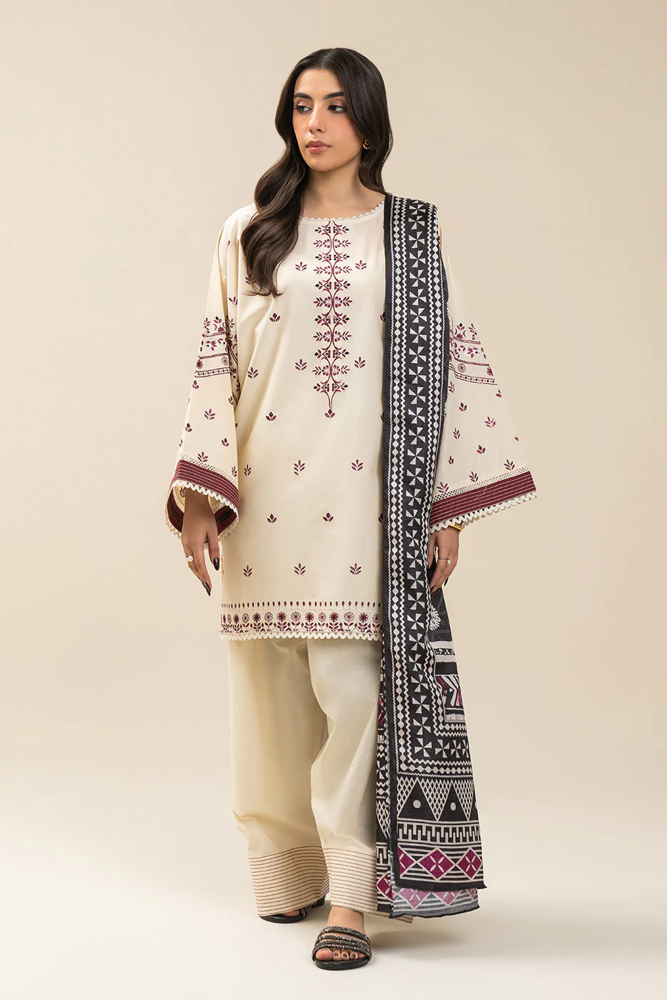 3 PIECE EMBROIDERED LAWN SUIT-TRIBAL TWIST (UNSTITCHED) - Image 2