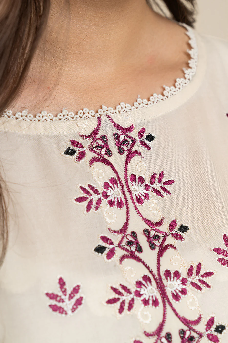 3 PIECE EMBROIDERED LAWN SUIT-TRIBAL TWIST (UNSTITCHED) - Image 5