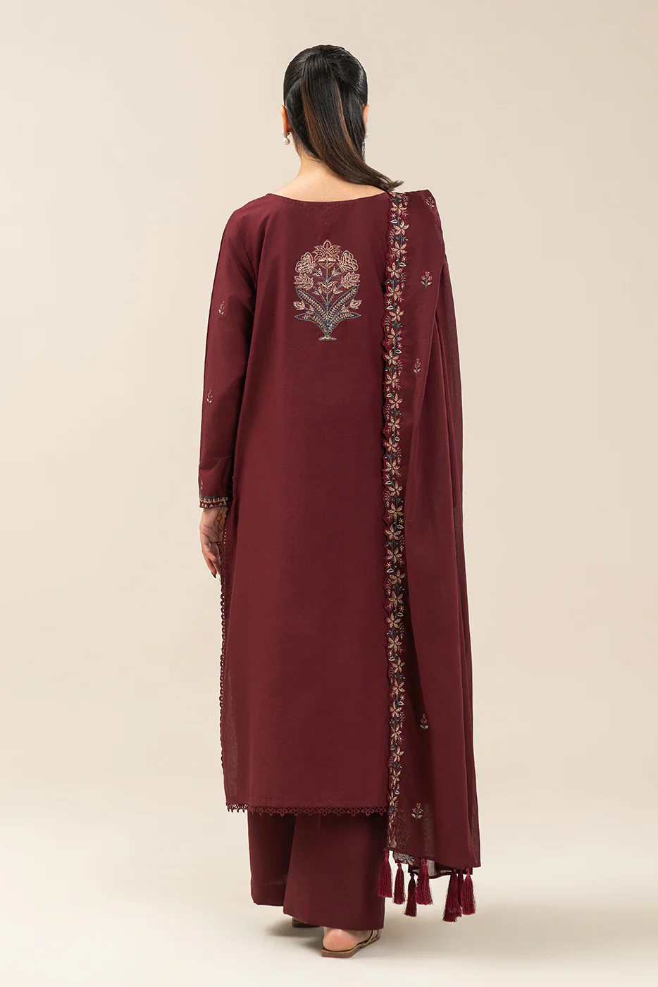 3 PIECE EMBROIDERED LAWN SUIT-MERLOT MISO (UNSTITCHED) - Image 6